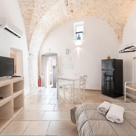 Le Bianche Suites Остуни Екстериор снимка