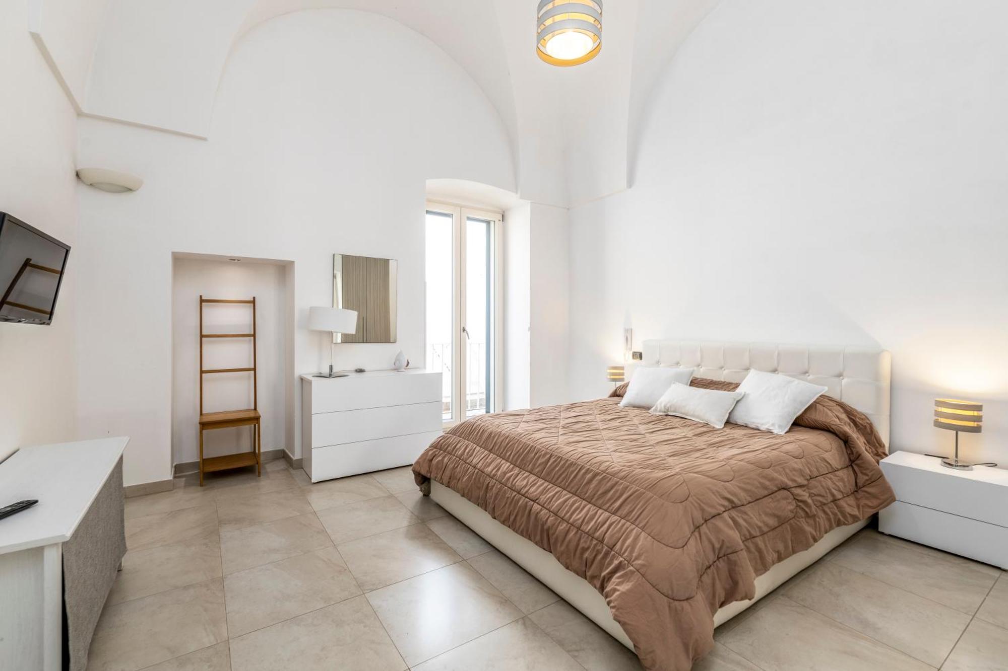 Le Bianche Suites Остуни Екстериор снимка