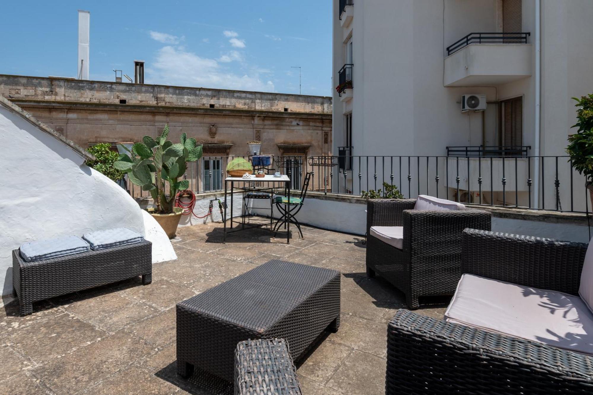 Le Bianche Suites Остуни Екстериор снимка