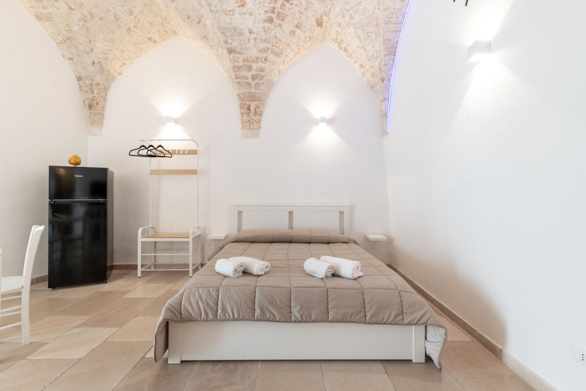 Le Bianche Suites Остуни Екстериор снимка